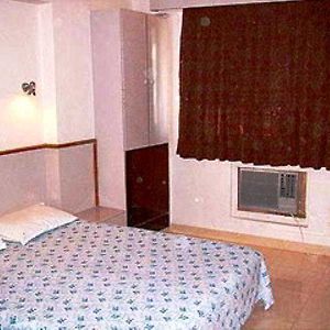 Hotel Singhs International